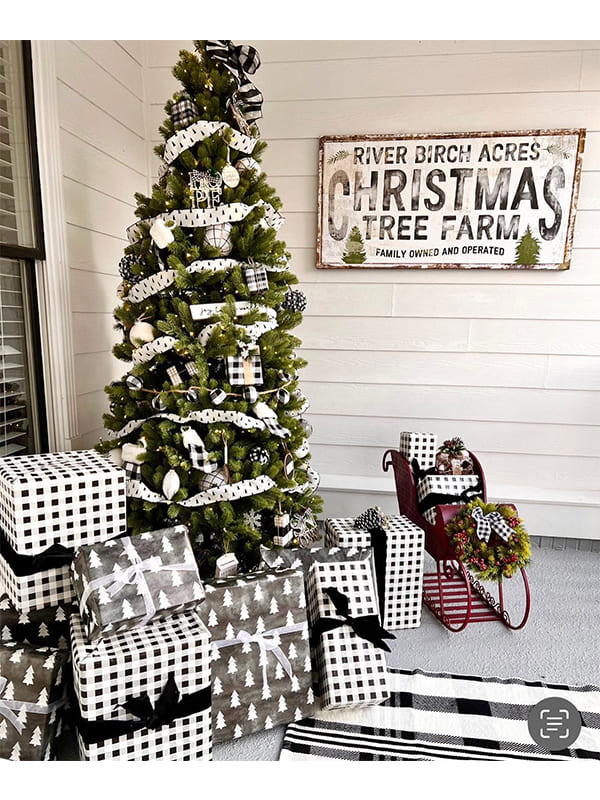 front porch christmas tree