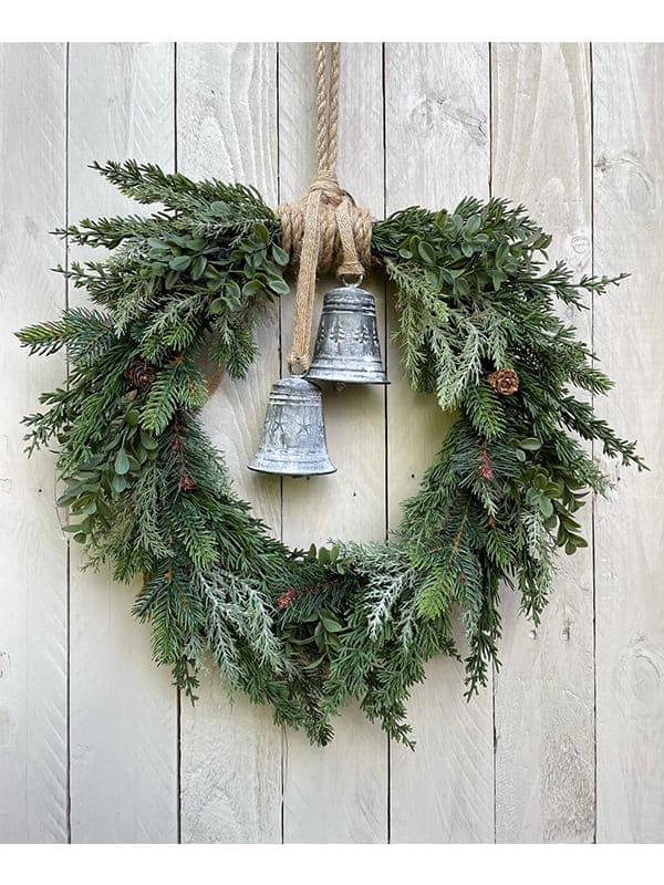 modern christmas wreath