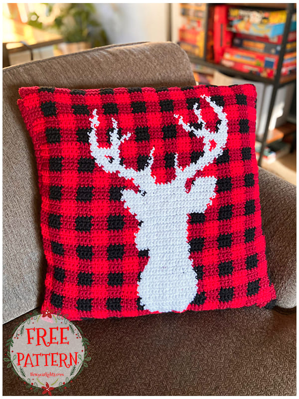 plaid deer crochet christmas pillow