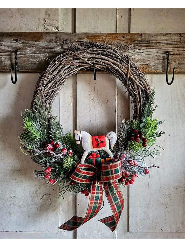 small christmas wreath