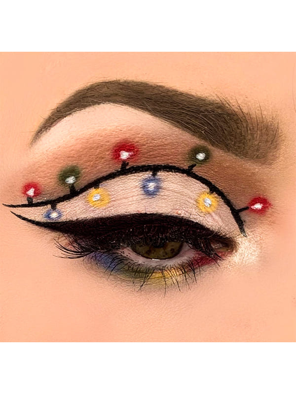 christmas lights make cat eye makeup