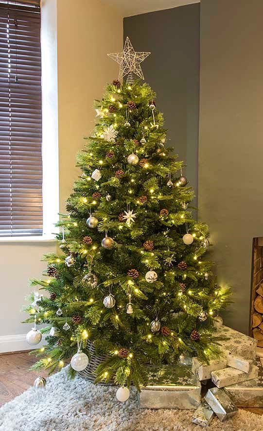 34 Rustic Farmhouse Christmas Tree 🎄 Decor Will Bring Both Season and ...