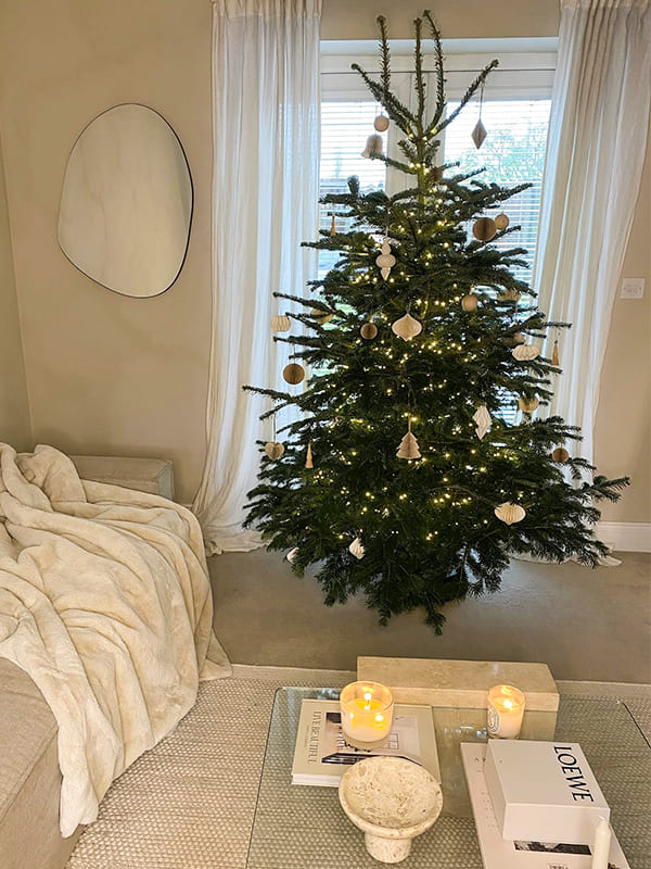 scandinavian christmas tree in living room