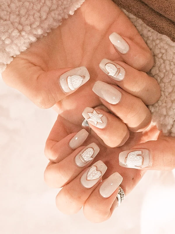 simple winter nails