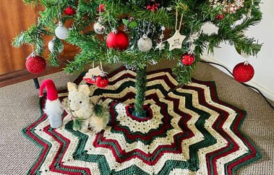 free-chevron-crochet-christmas-tree-skirt-pattern