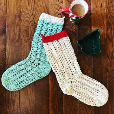 large-lacy-crochet-christmas-stocking-free-pattern