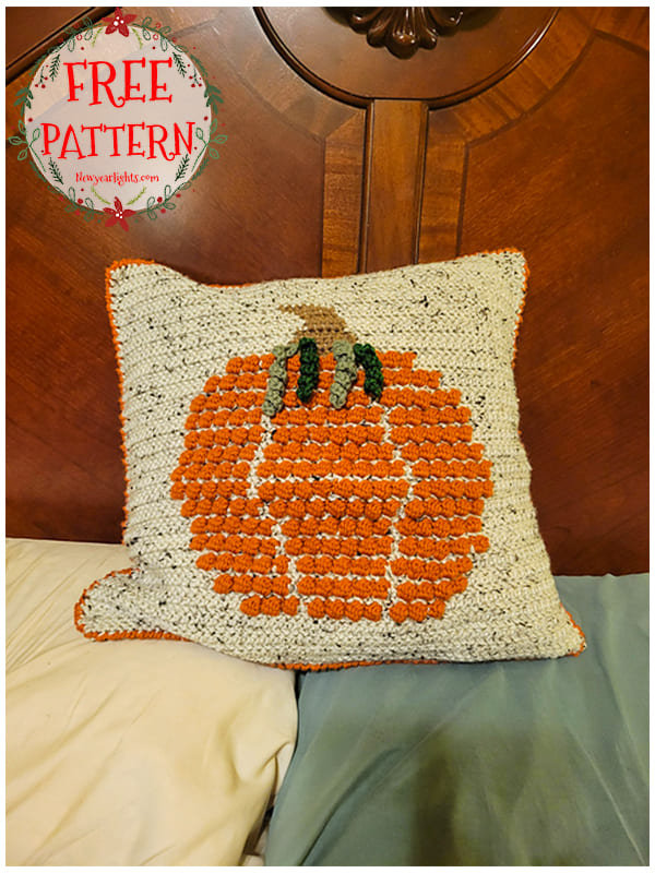 crochet pumpkin pillow (2)