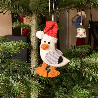 free-santa-seagul-crochet-christmas-ornament-pattern