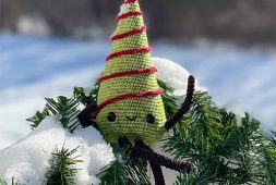 free-amigurumi-crochet-christmas-tree-pattern