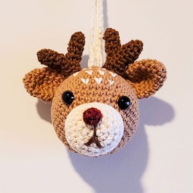 reindeer-crochet-xmas-baubles-free-pattern