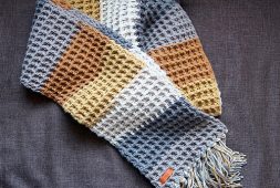 textured-free-waffle-stitch-crochet-scarf-pattern