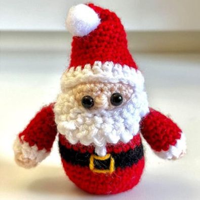 free-mini-crochet-santa-ornament-pattern