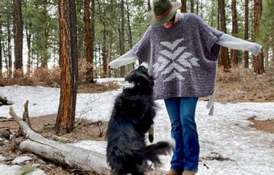 tapestry-crochet-poncho-with-tassel-free-pattern